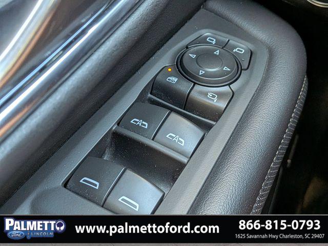 2022 GMC Yukon XL 4WD SLT