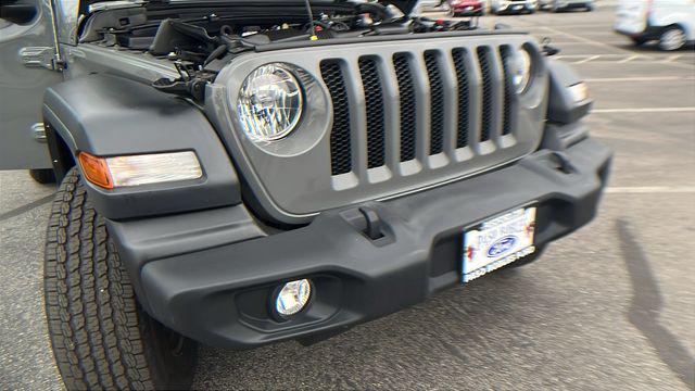 2023 Jeep Wrangler 4-Door Sport 4x4
