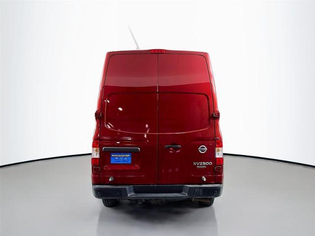2021 Nissan 2500 SV High Roof V8