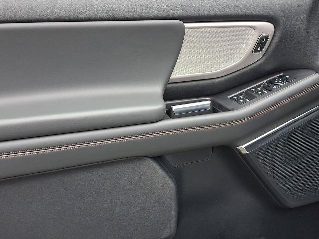 2025 Ford Expedition Active MAX