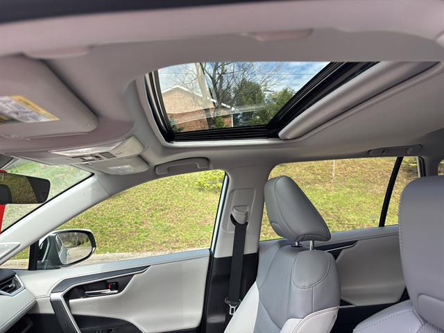 2022 Toyota RAV4 Hybrid Limited