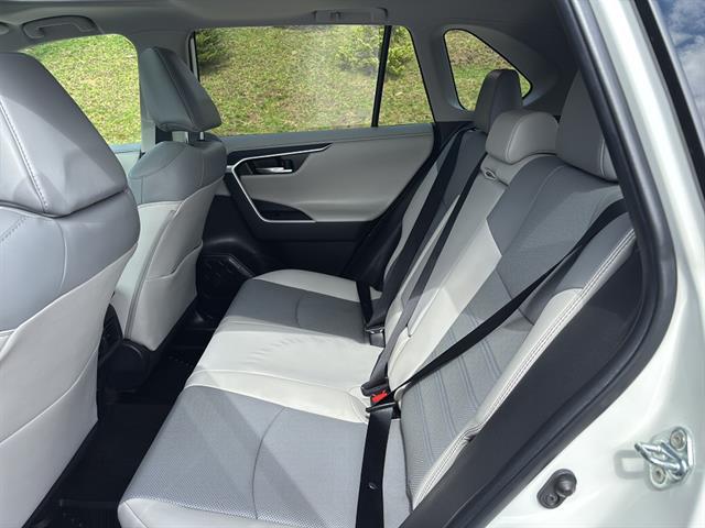 2022 Toyota RAV4 Hybrid Limited