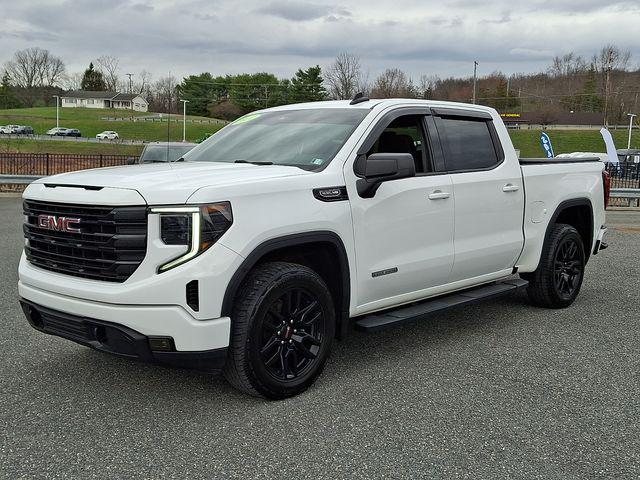 2022 GMC Sierra 1500 4WD Crew Cab Short Box Elevation