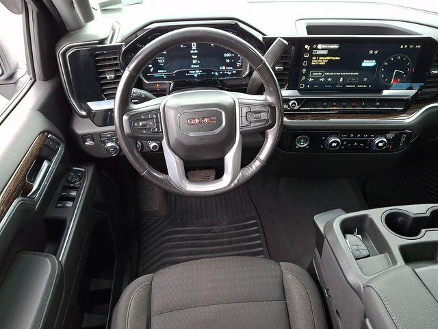 2022 GMC Sierra 1500 4WD Crew Cab Short Box Elevation