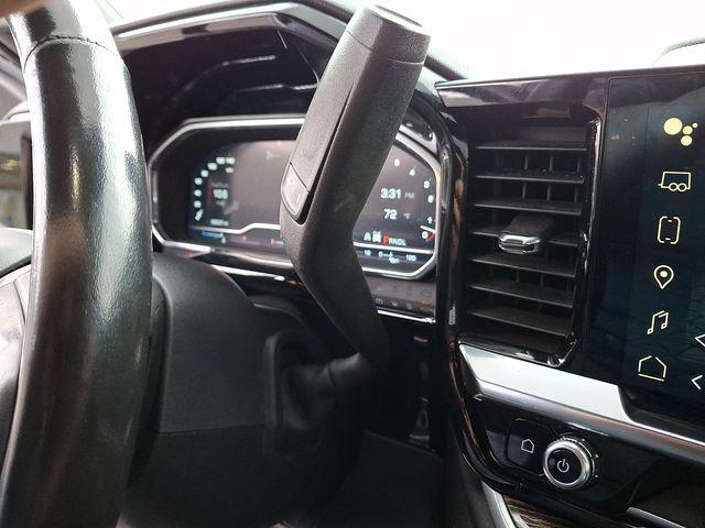 2022 GMC Sierra 1500 4WD Crew Cab Short Box Elevation