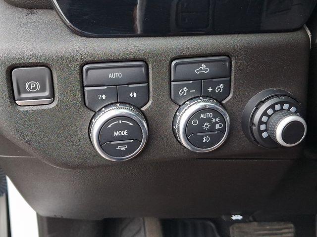2022 GMC Sierra 1500 4WD Crew Cab Short Box Elevation
