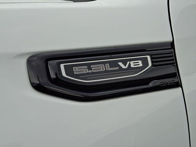 2022 GMC Sierra 1500 4WD Crew Cab Short Box Elevation