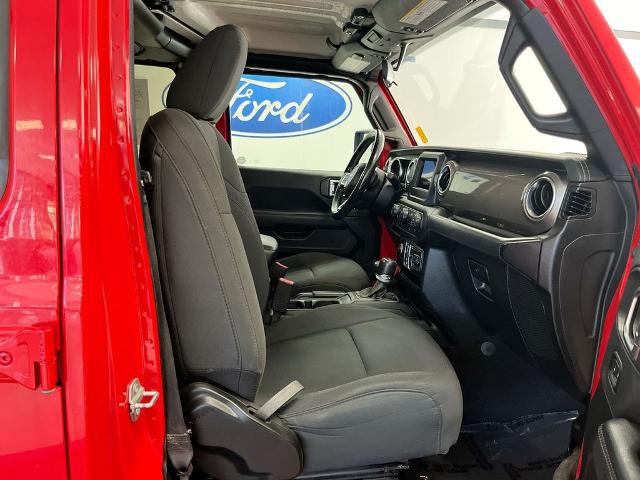 2020 Jeep Wrangler Sahara 4x4