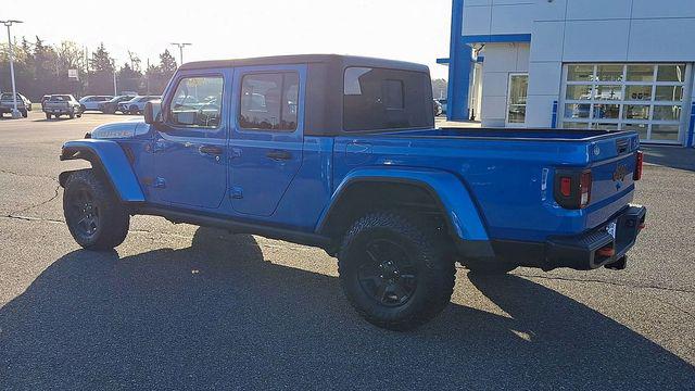2022 Jeep Gladiator Sport
