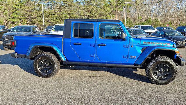 2022 Jeep Gladiator Sport