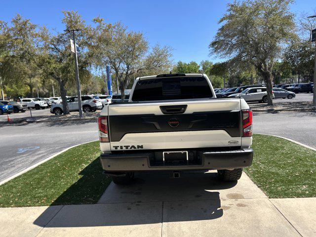 2022 Nissan Titan Crew Cab PRO-4X 4x4