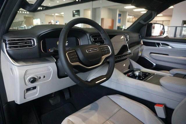 2026 Jeep Grand Wagoneer 4x2