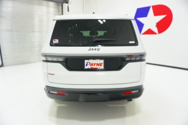 2026 Jeep Grand Wagoneer 4x2