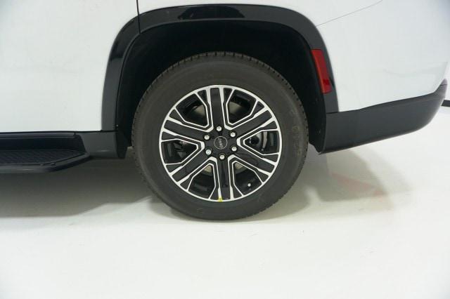 2026 Jeep Grand Wagoneer 4x2