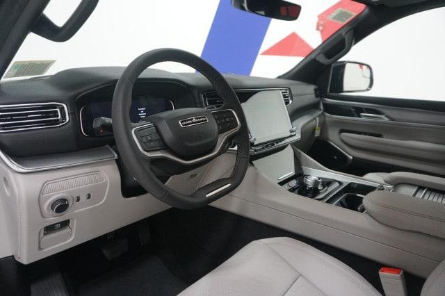 2026 Jeep Grand Wagoneer 4x2