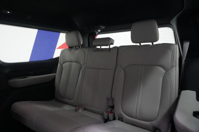 2026 Jeep Grand Wagoneer 4x2
