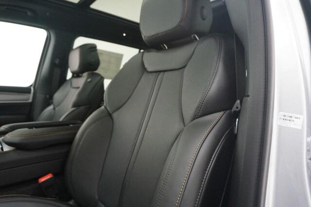 2026 Jeep Grand Wagoneer 85th Anniversary Edition 4x4