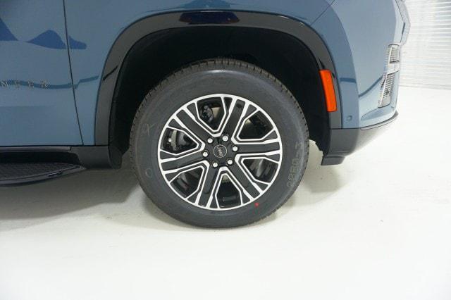 2026 Jeep Grand Wagoneer 4x2