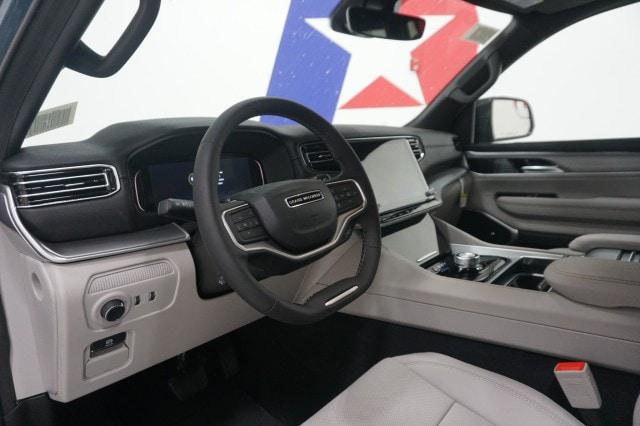 2026 Jeep Grand Wagoneer 4x2