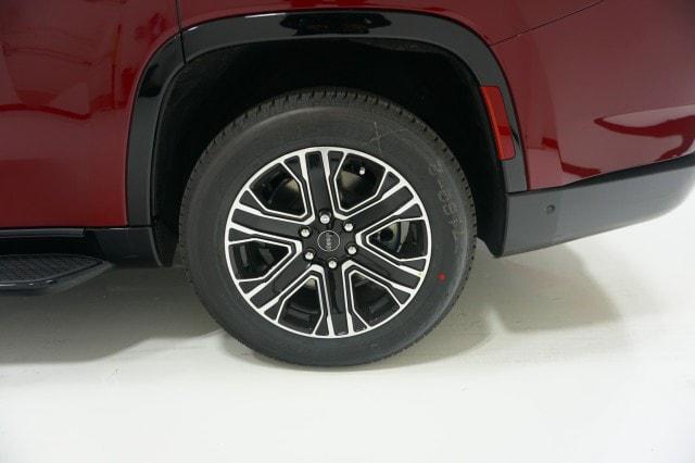 2026 Jeep Grand Wagoneer 4x2