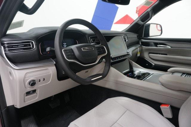 2026 Jeep Grand Wagoneer 4x2