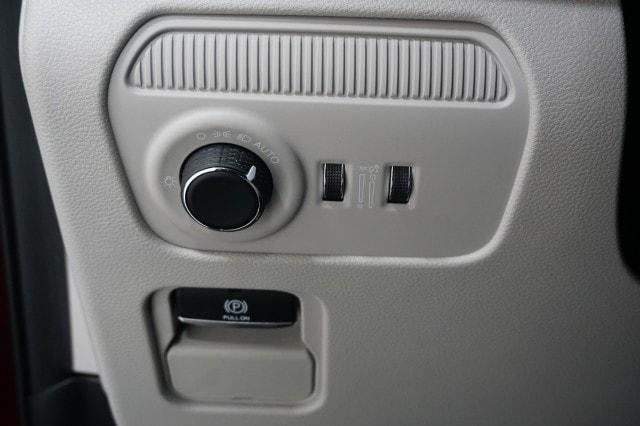 2026 Jeep Grand Wagoneer 4x2