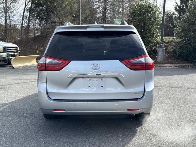 2020 Toyota Sienna Limited Premium