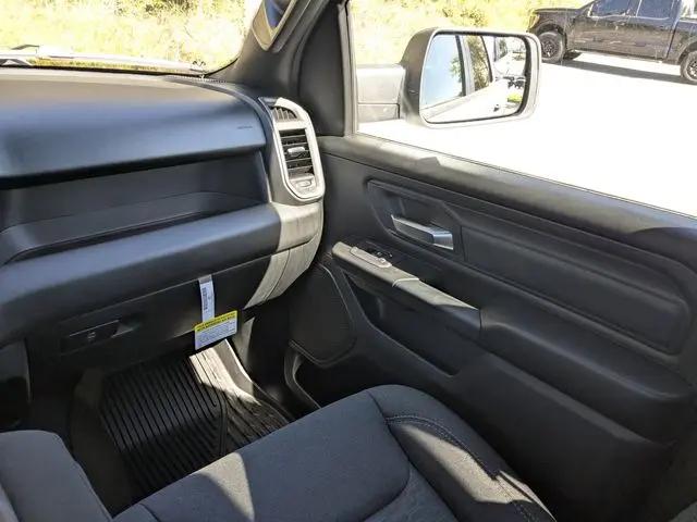 2026 Ram 1500 Tradesman Crew Cab 4x2 64 Box