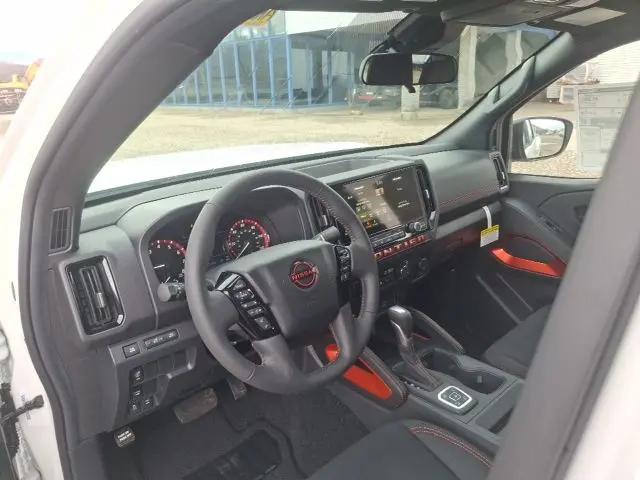 2026 Nissan Frontier Crew Cab PRO-4X 4x4