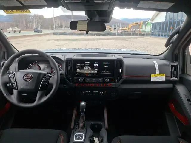 2026 Nissan Frontier Crew Cab PRO-4X 4x4