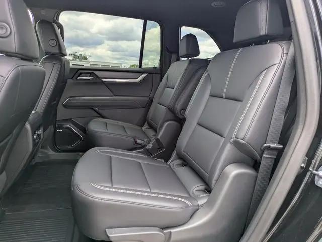2026 GMC Acadia Elevation FWD