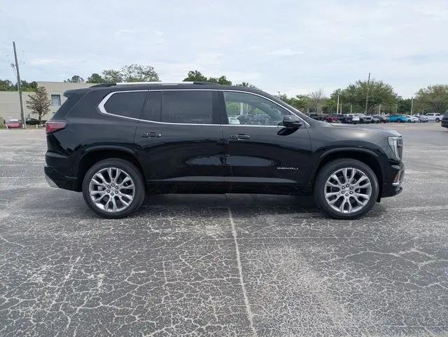 2026 GMC Acadia Denali FWD
