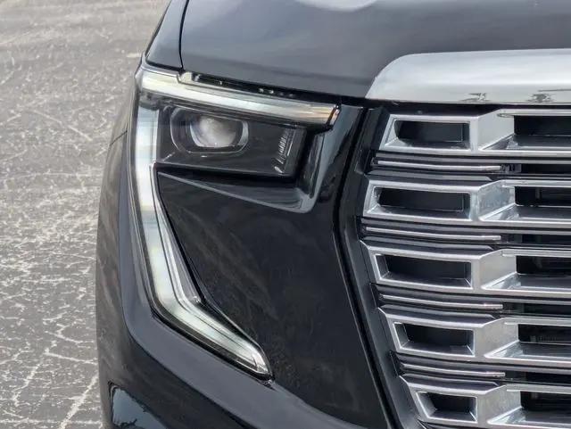 2026 GMC Acadia Denali FWD