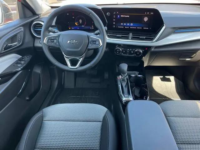 2026 Chevrolet Trax FWD LT