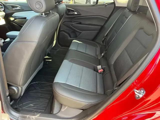 2026 Chevrolet Trax FWD LT