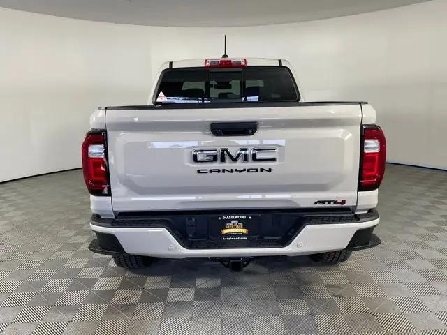2026 GMC Canyon AT4, 4WD