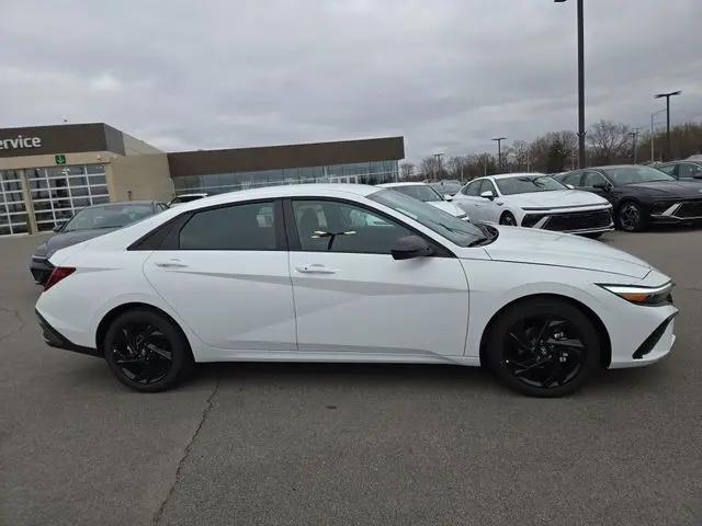 2026 Hyundai Elantra SEL Sport
