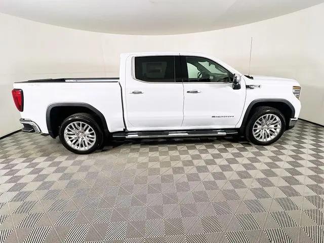 2026 GMC Sierra 1500 Crew Cab, Short Bed, SLT, 4WD