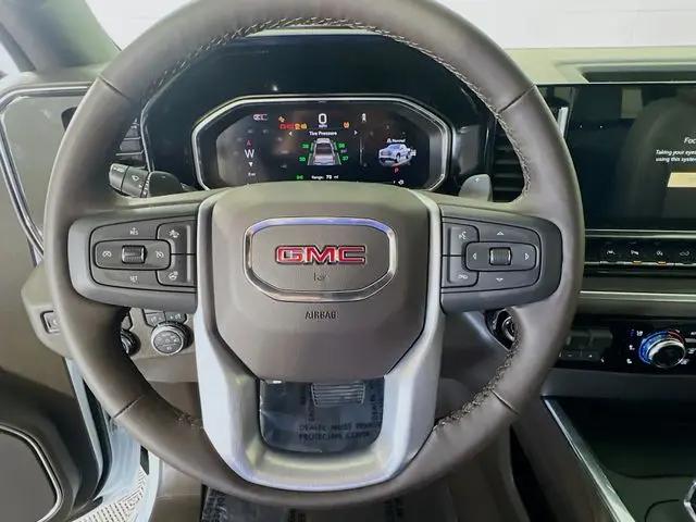 2026 GMC Sierra 1500 Crew Cab, Short Bed, SLT, 4WD