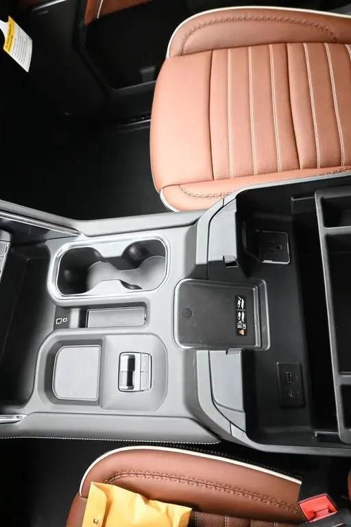 2026 GMC Sierra 2500HD Crew Cab, Standard Bed, Denali Ultimate, 4WD