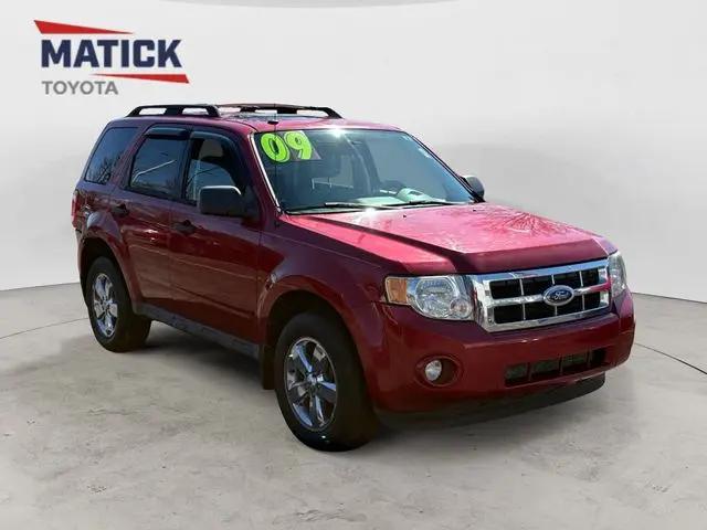 2009 Ford Escape XLT for sale in Macomb, MI