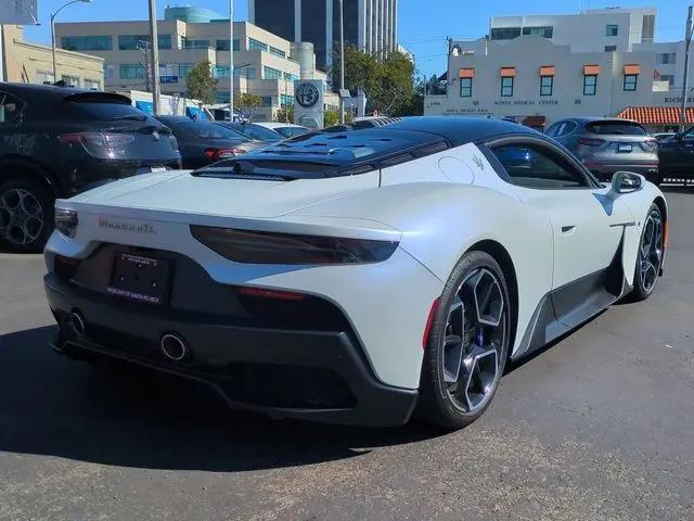 2022 Maserati C20 Standard