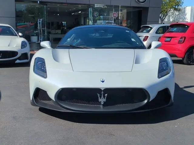 2022 Maserati C20 Standard