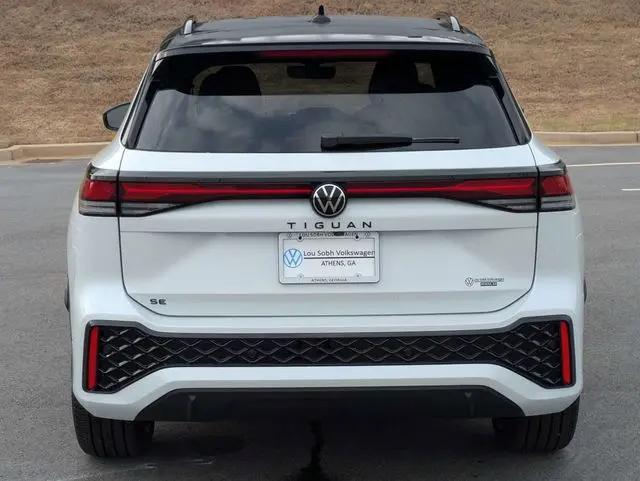 2026 Volkswagen Tiguan SE R-Line Black