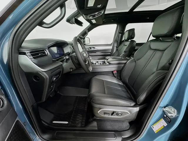 2026 Jeep Grand Wagoneer Upland 4x4