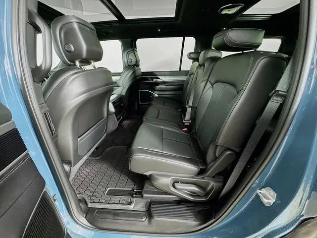 2026 Jeep Grand Wagoneer Upland 4x4