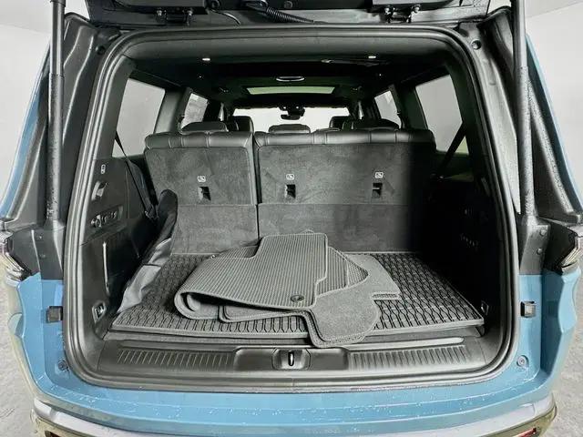 2026 Jeep Grand Wagoneer Upland 4x4