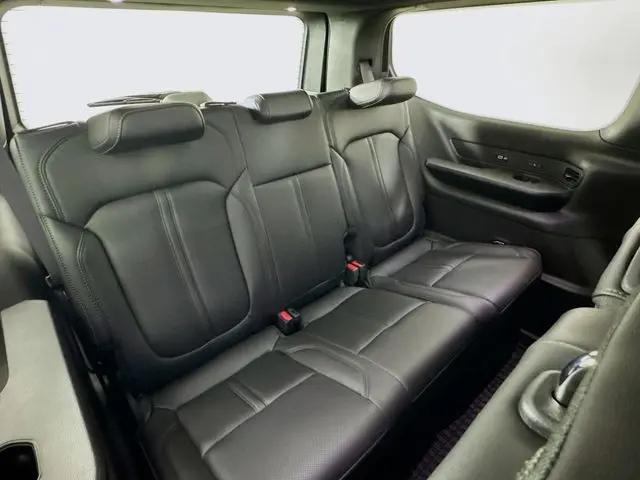 2026 Jeep Grand Wagoneer Upland 4x4