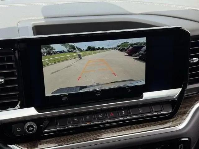 2026 Chevrolet Silverado 1500 4WD Crew Cab Standard Bed LT