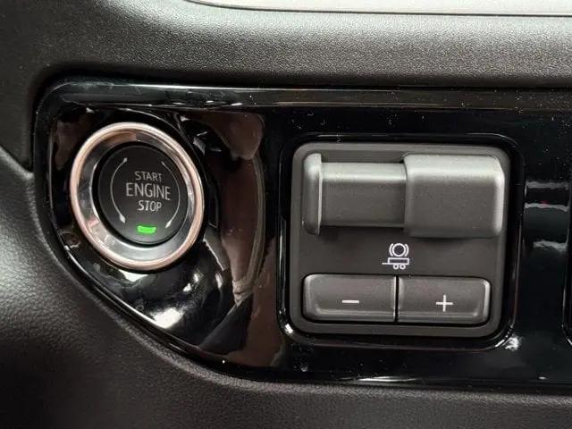 2026 Chevrolet Silverado 1500 4WD Crew Cab Standard Bed LT